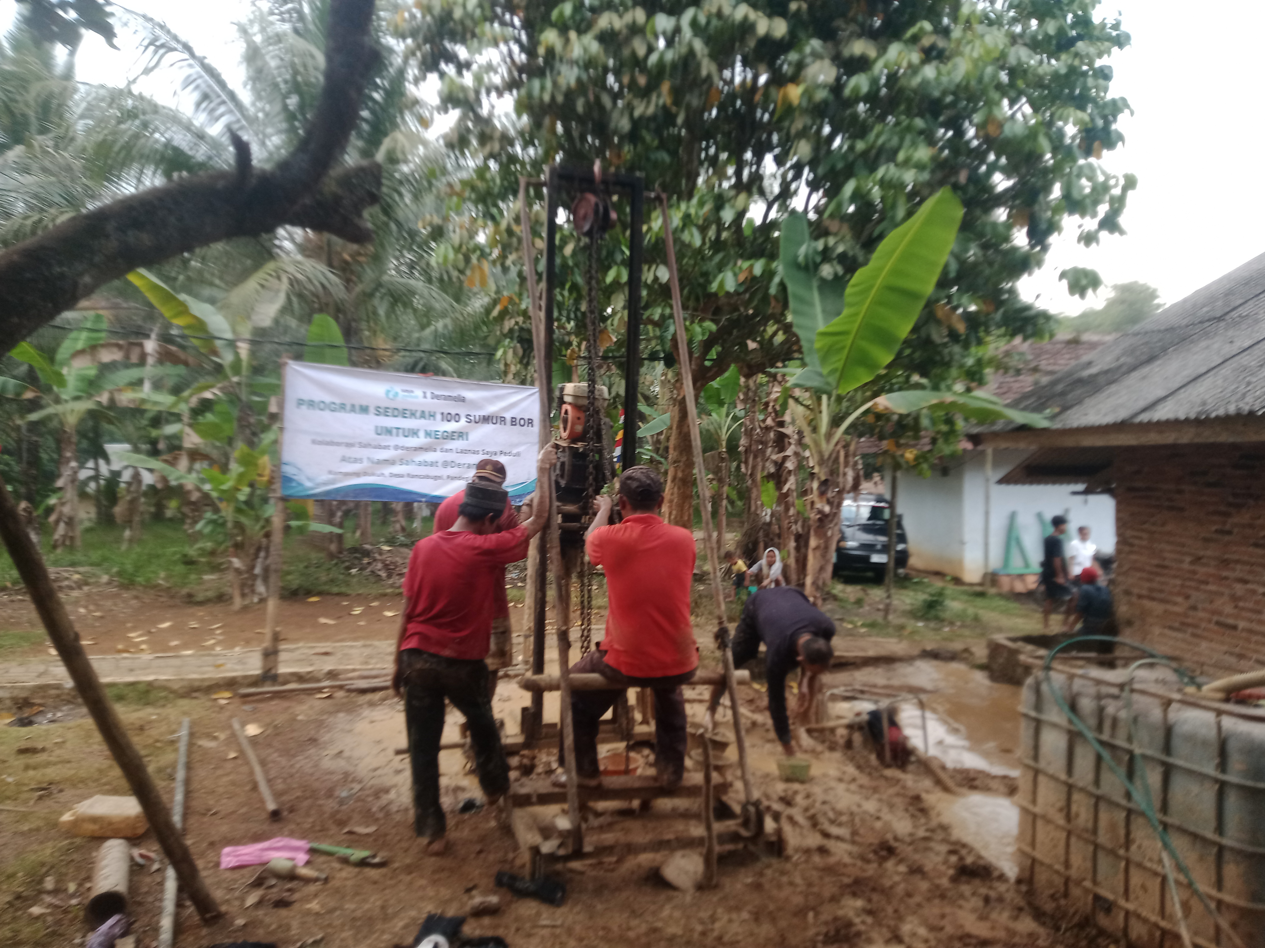 Pembangunan Sumur Bor di Mushola Kampung Dukuh Pandeglang Telah Selesai