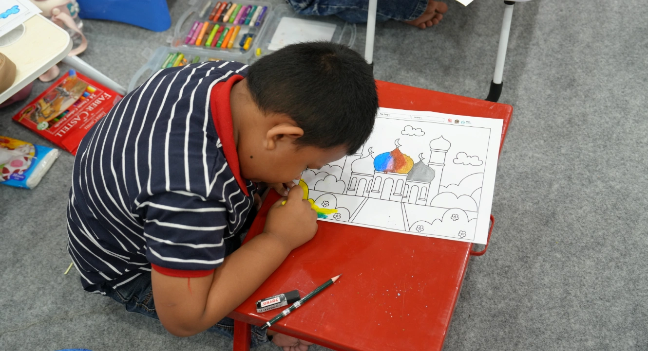Foto 16 dari album Lomba Mewarnai 2025