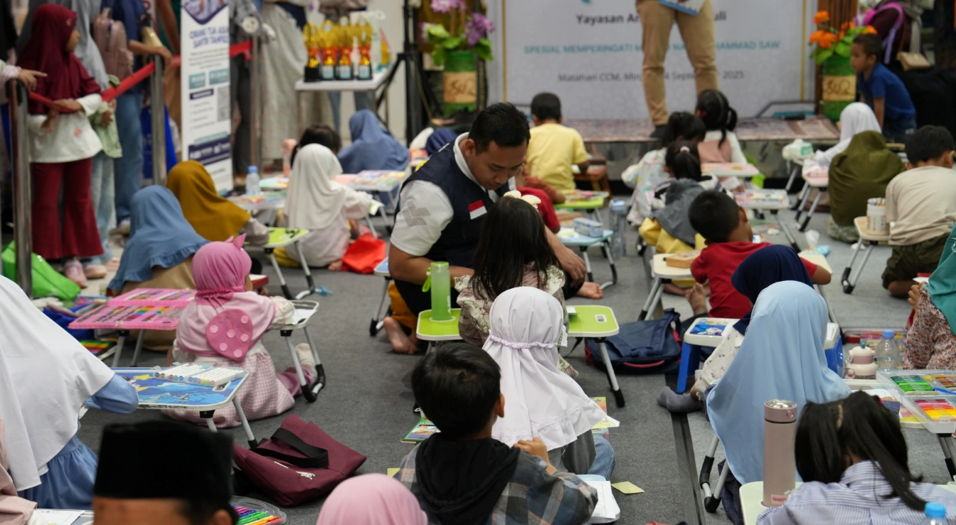 Foto 23 dari album Lomba Mewarnai 2025