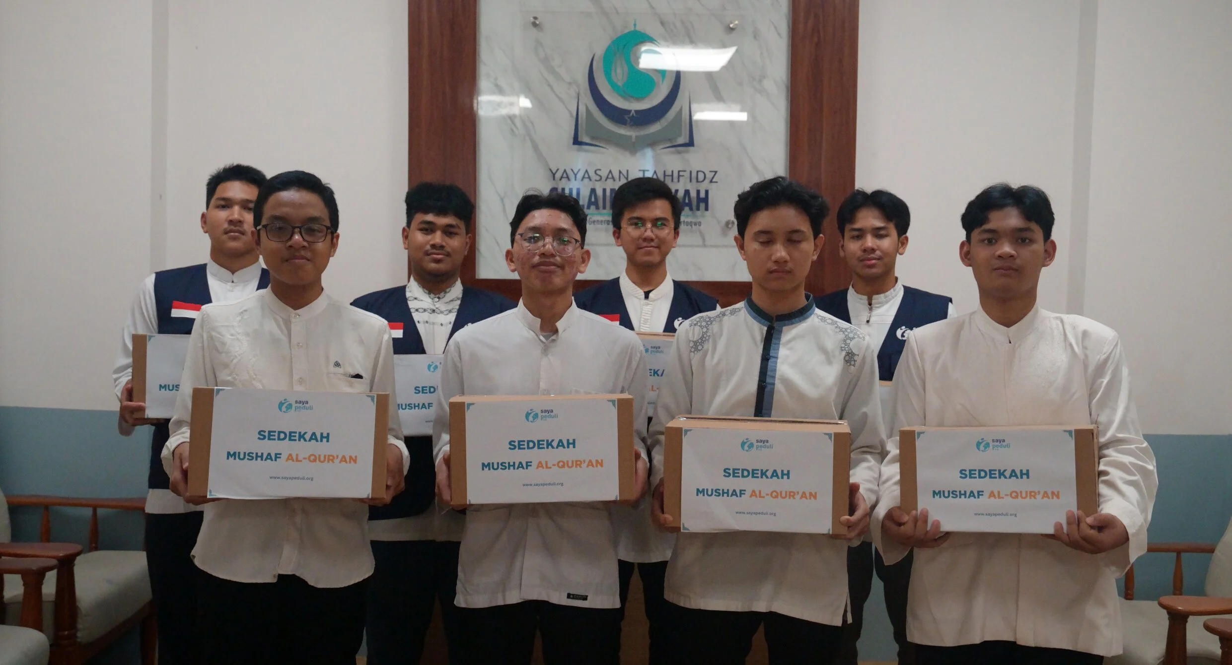 Cover album Pendistribusian Al-Qur'an untuk Santri Tahfidz 2025